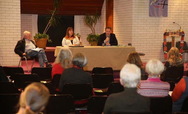 Julie Hegarty Independent and Mike Hall Greens. Candidates forum on human rights organised by Avalon Amnesty and the Avalon Baptist church